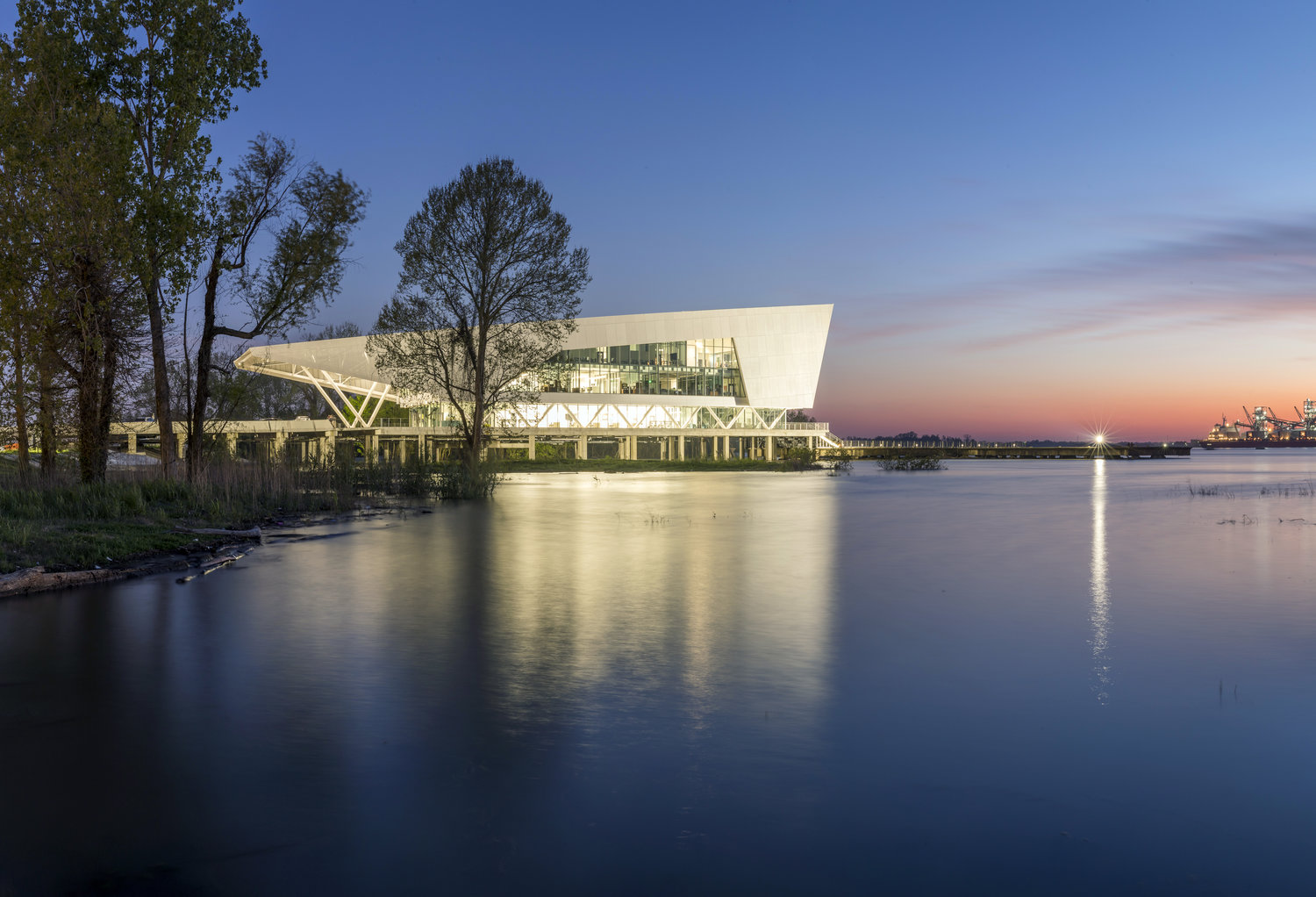 riverfront baton rouge water campus