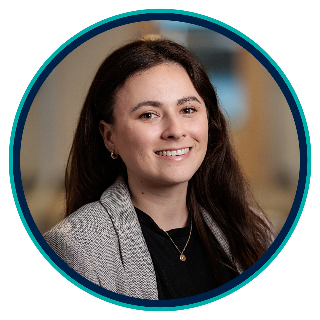 alyssa mobley headshot