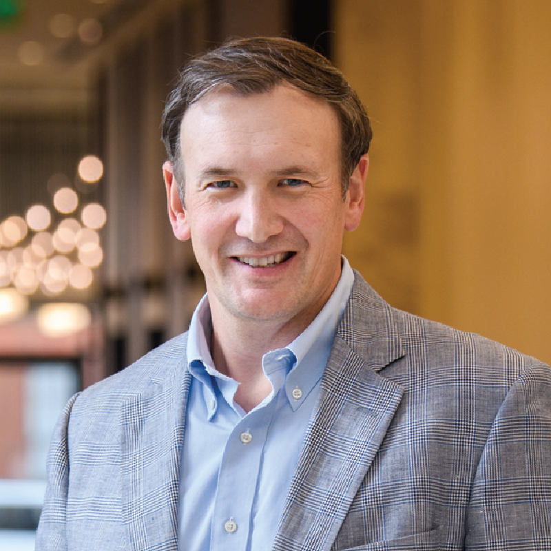 headshot of chris meyer